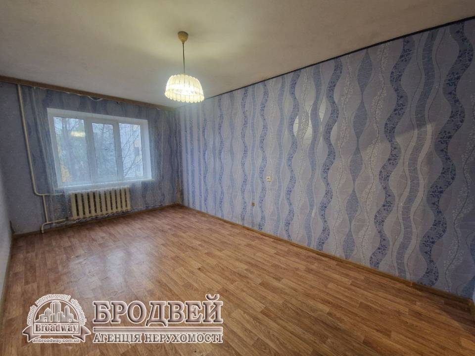 1000variantiv Real Estate