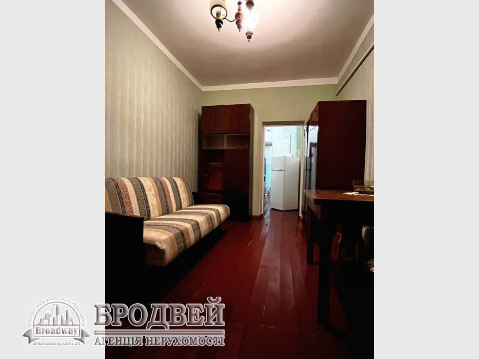 1000variantiv Real Estate