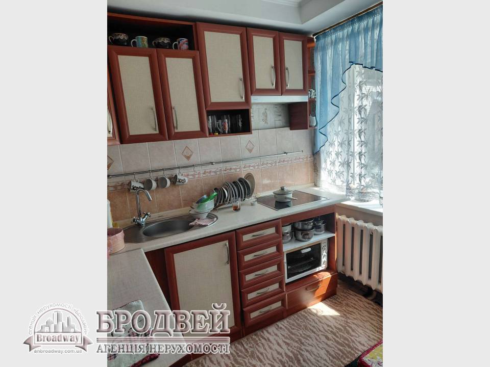 1000variantiv Real Estate
