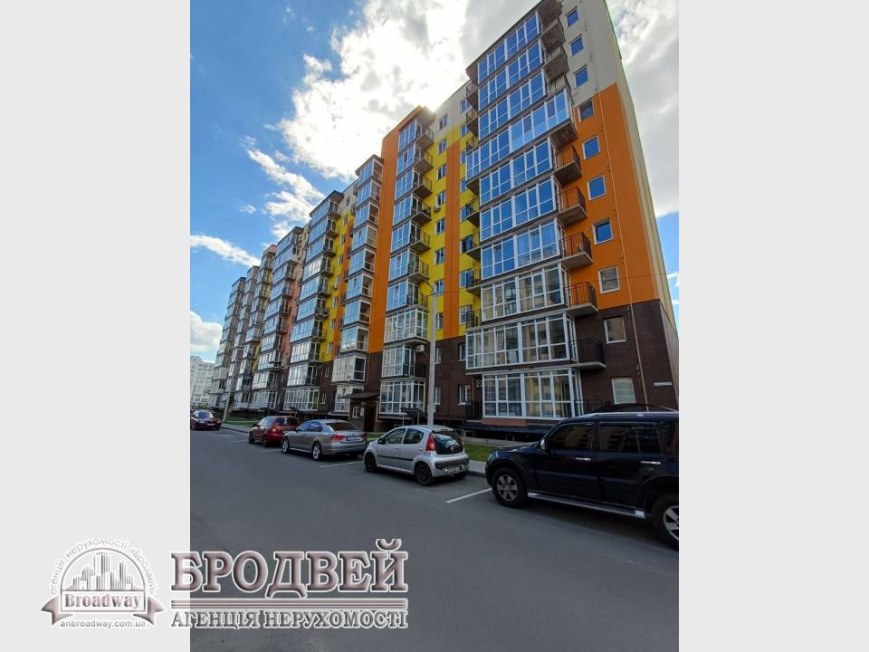 1000variantiv Real Estate