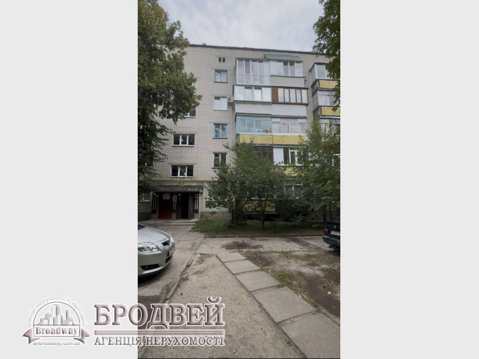 1000variantiv Real Estate
