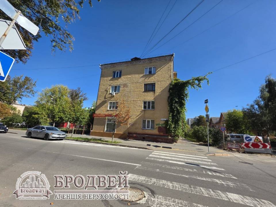1000variantiv Real Estate